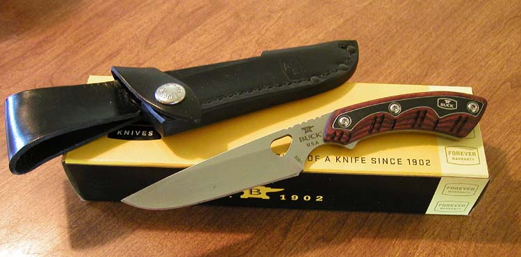 BUCK HUNTING KNIVES