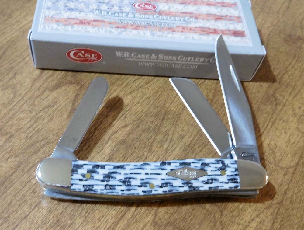 CASE CARBON FIBER KNIVES