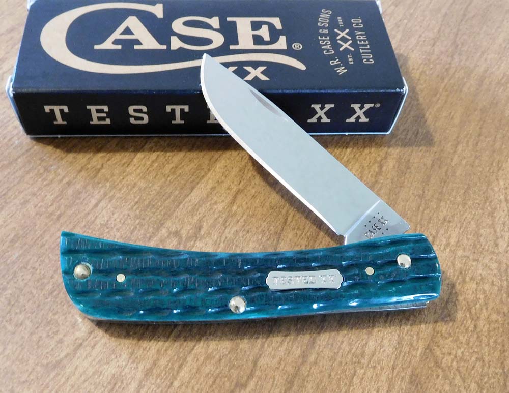 CASE JADE GREEN JIGGED BONE KNIV