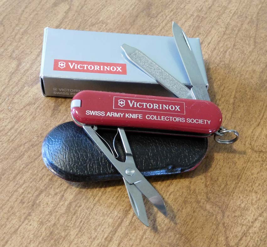 VICTORINOX SWISS ARMY KNIVES